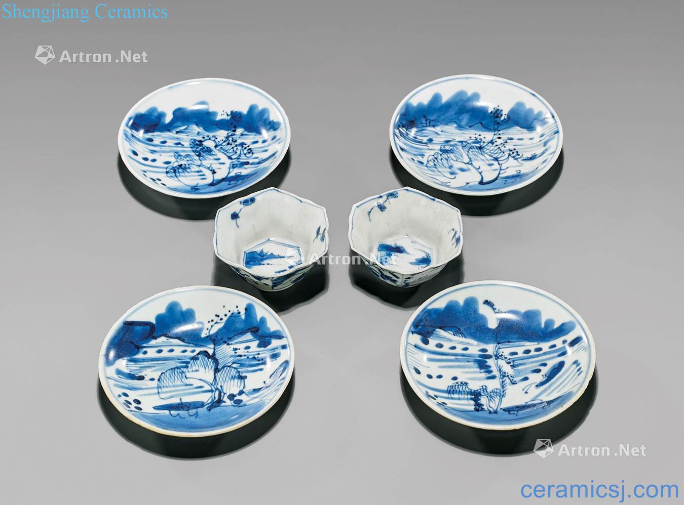 In the 17th century Antique blue and white porcelain plate (6 sets)