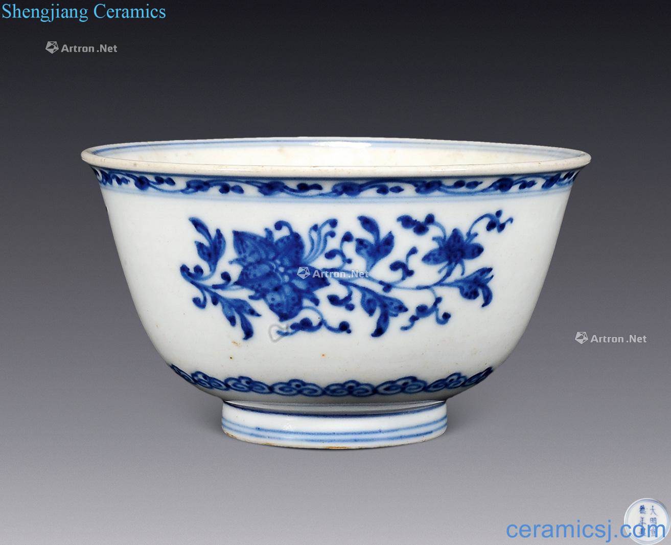 Qing yongzheng Blue and white flowers bowl