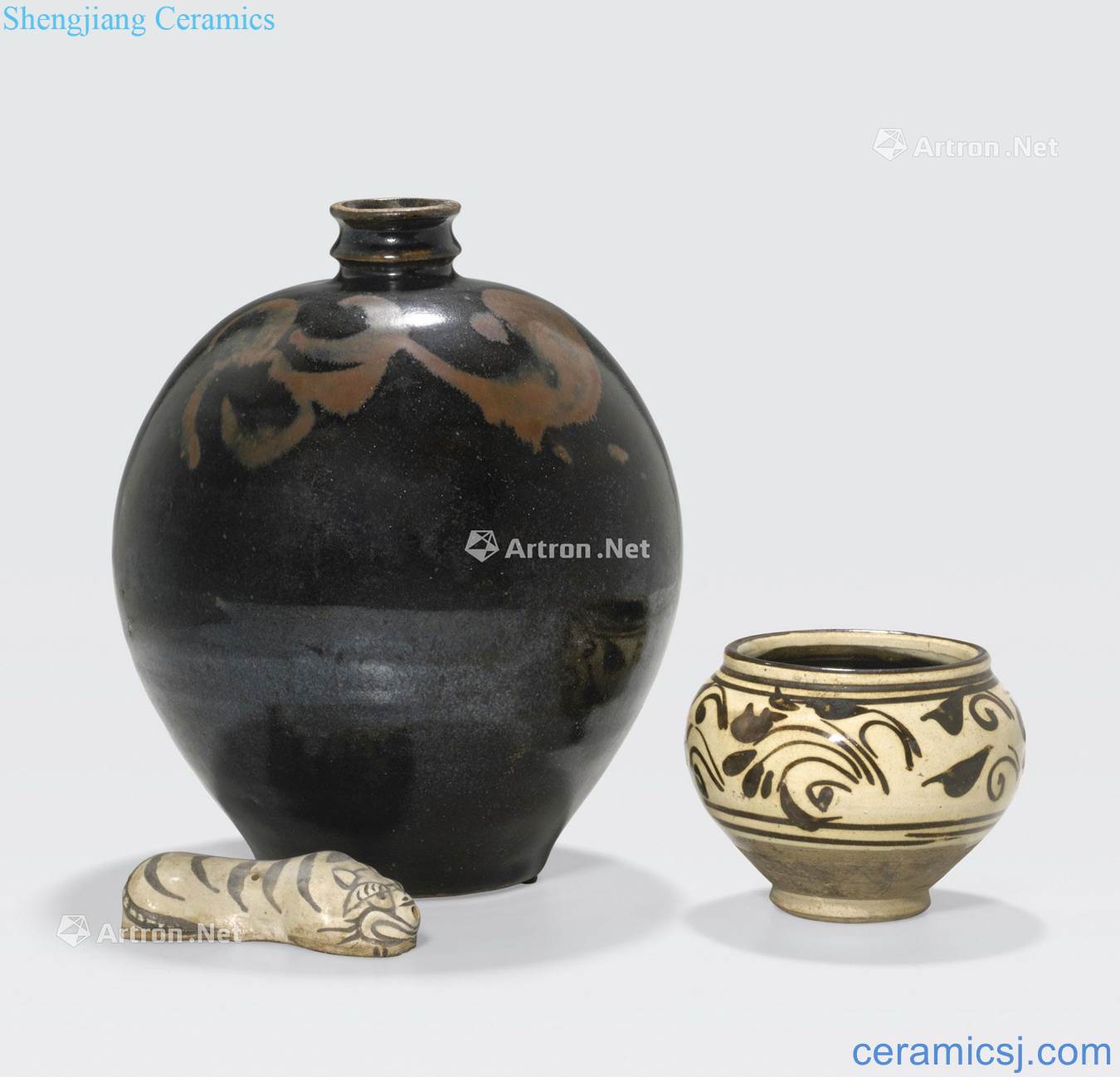 Jin and Yuan dynasty. A GROUP OF THREE CIZHOU -type CERAMICS
