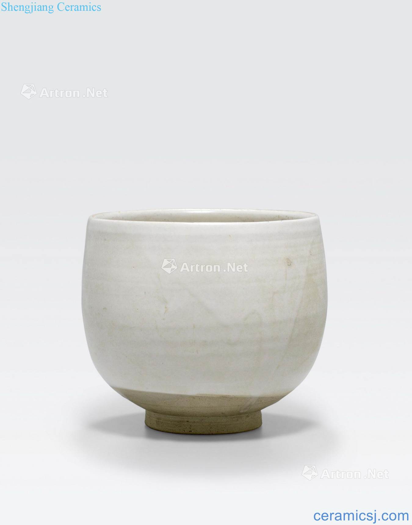 Northern Song and Jin dynasty A CIZHOU WHITE SLIP - DECORATED BEAKER
