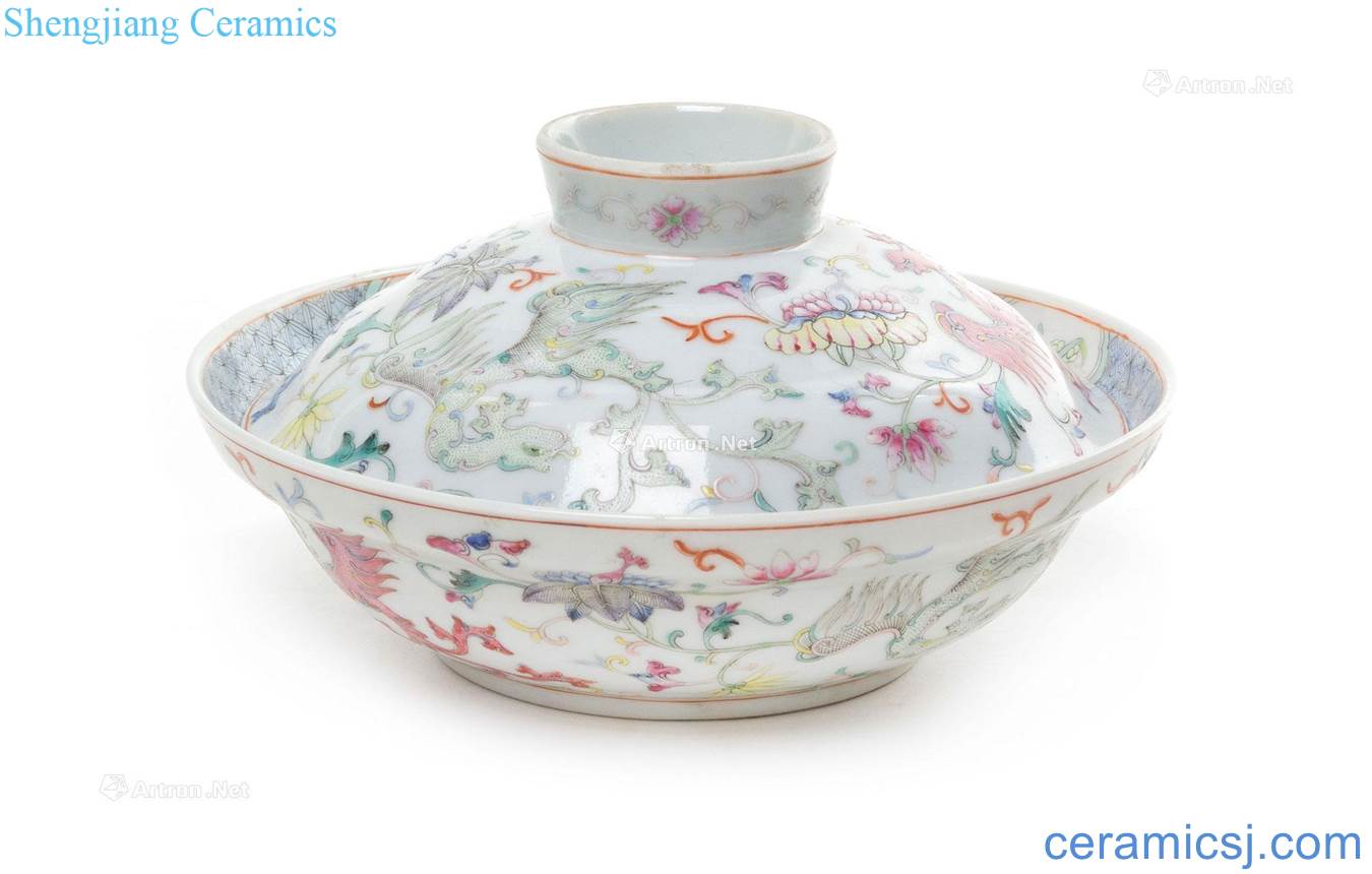 The end of the 19th century/in the early 20th century Pastel fold along the flowers longfeng lines cover plate