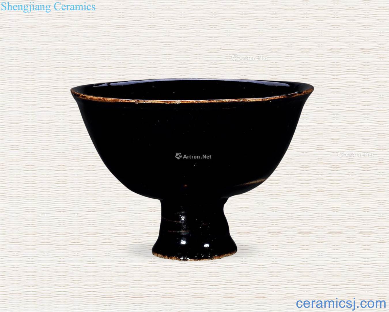 Bright black glaze footed cup