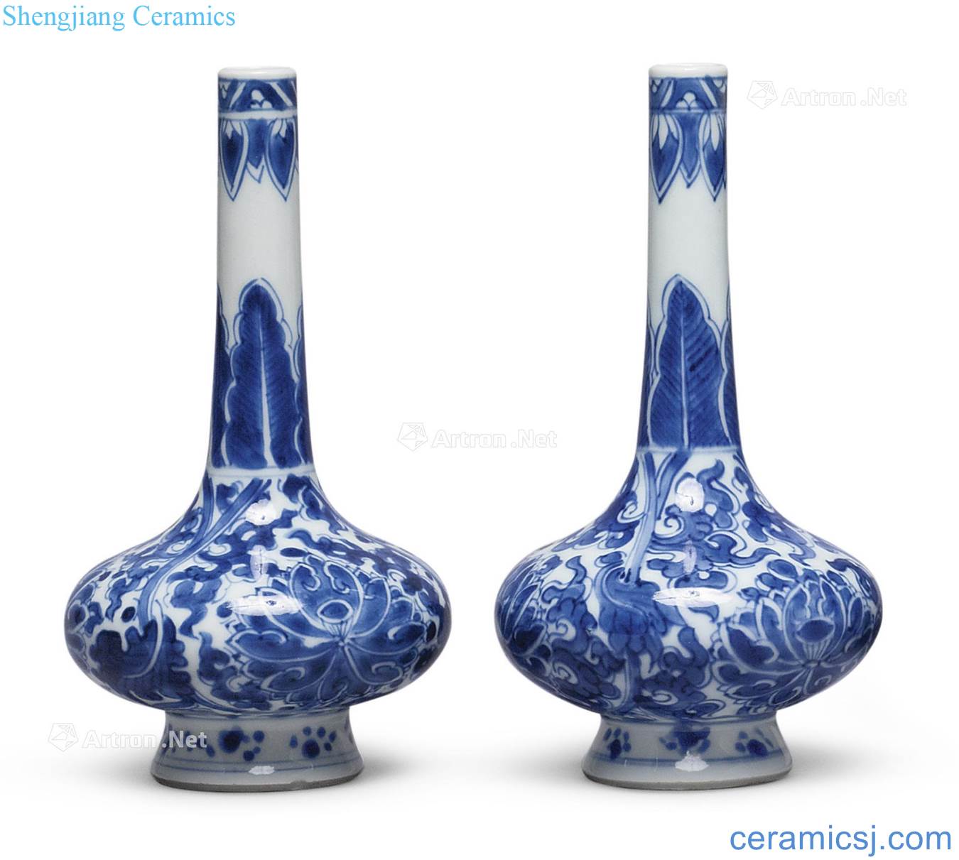 The qing emperor kangxi Blue and white tie up lotus flower grain bottle water chestnut (two)