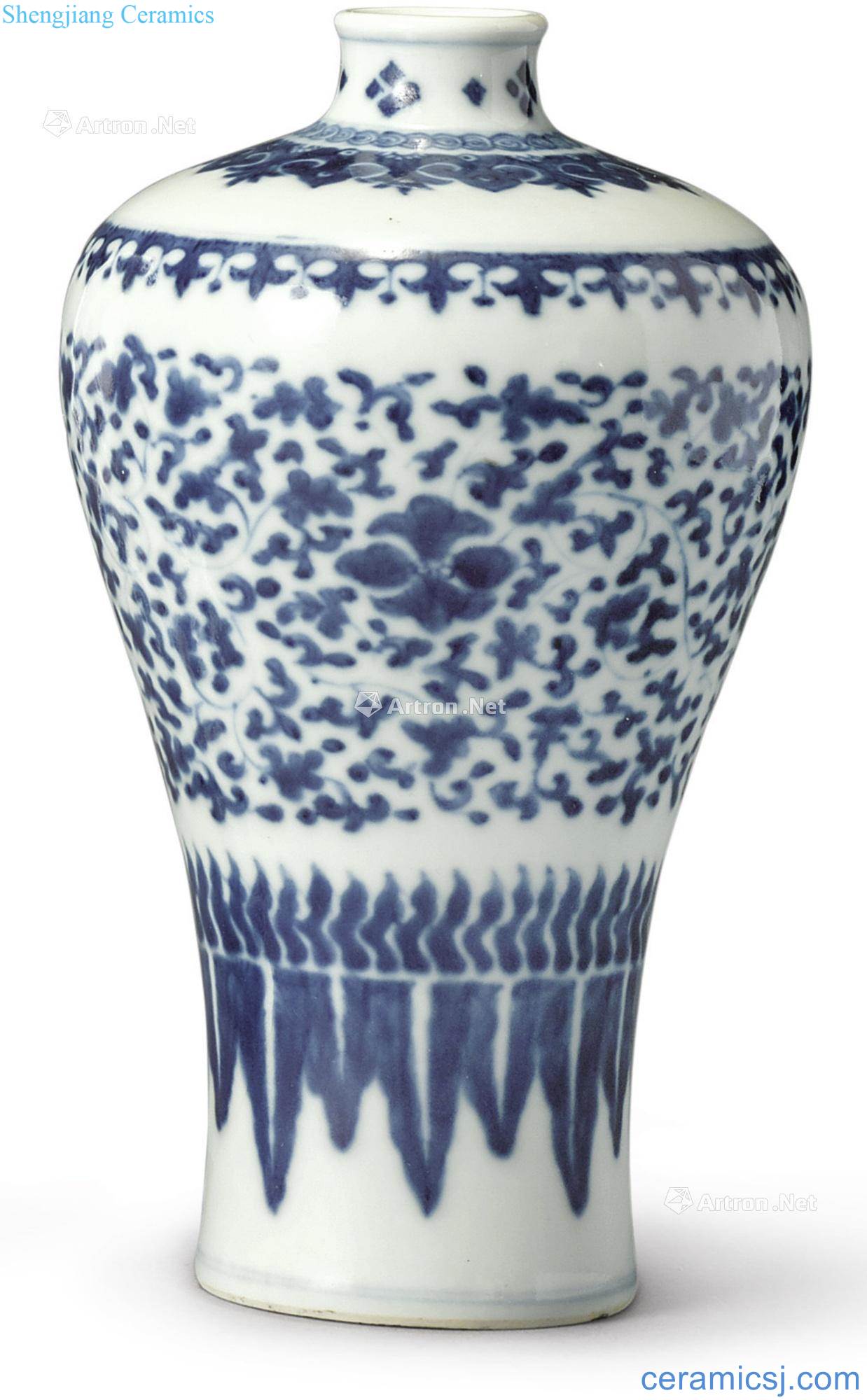 The qing emperor kangxi Blue and white lotus flower grain xiaomei bottle