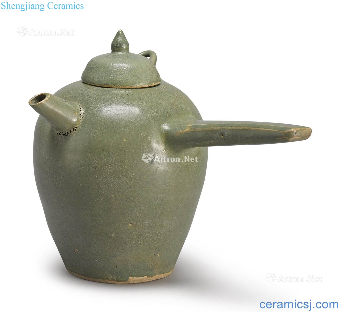 The tang dynasty Changsha kiln green glaze with cover ewer