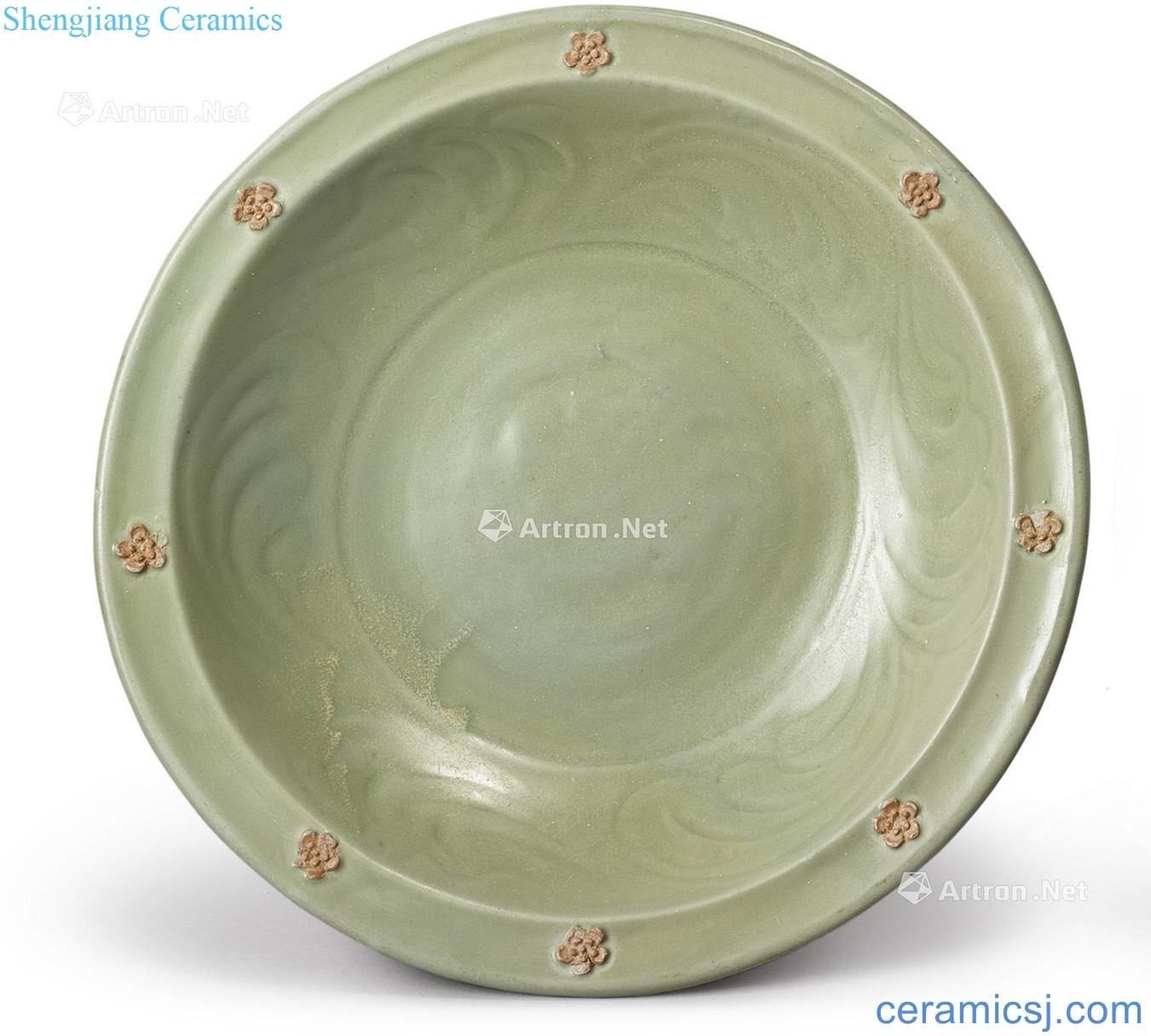 yuan Longquan celadon green glaze hand-cut plum flower tray