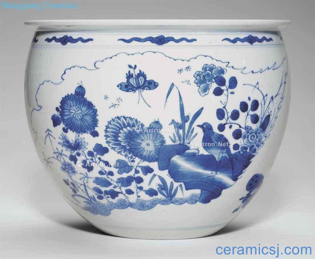 The qing emperor kangxi Blue and white flower on cylinder
