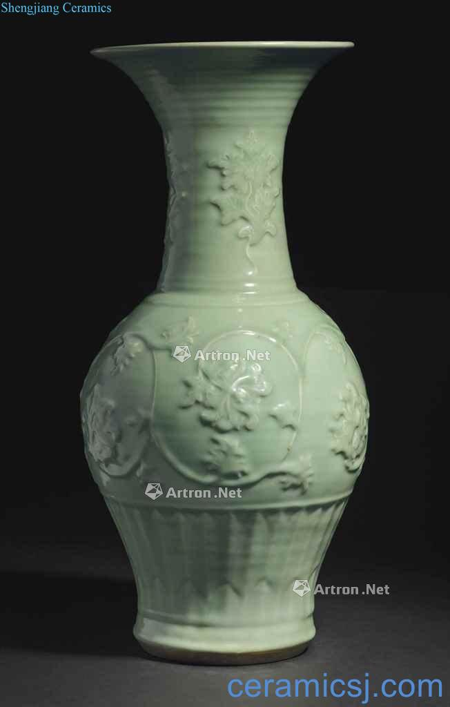 Yuan in the 14th century Longquan green glaze printing branch peony grains PND tail-on honour