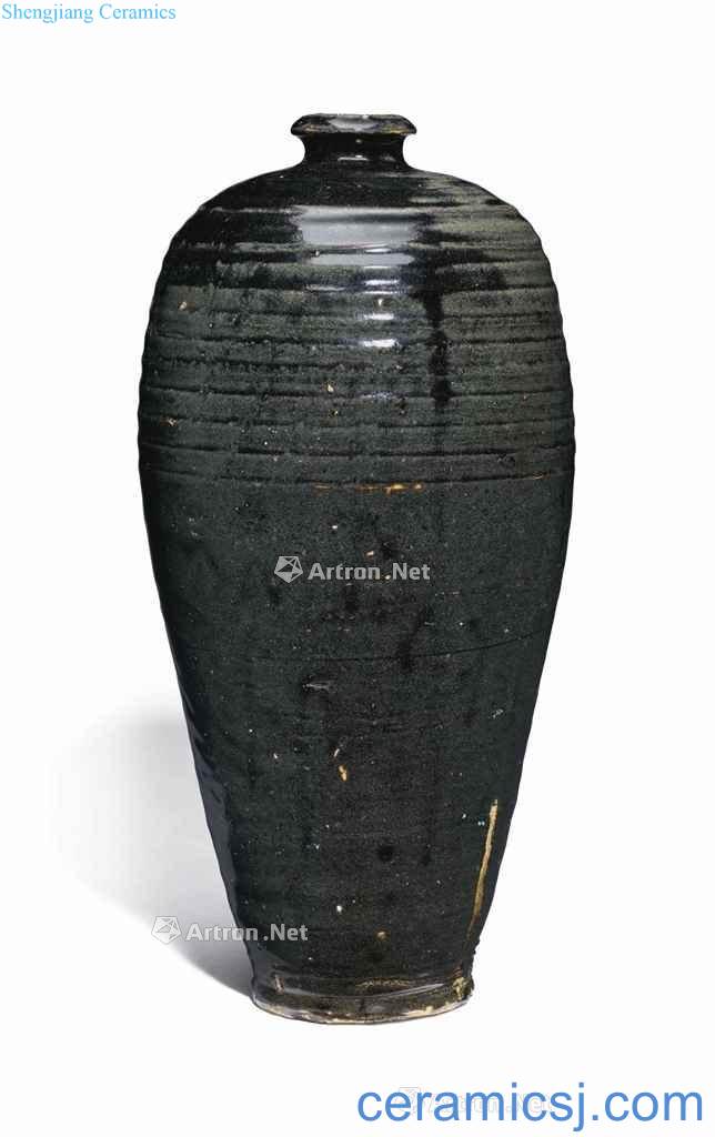 Song/gold 11th to 12th century The black glaze plum bottle