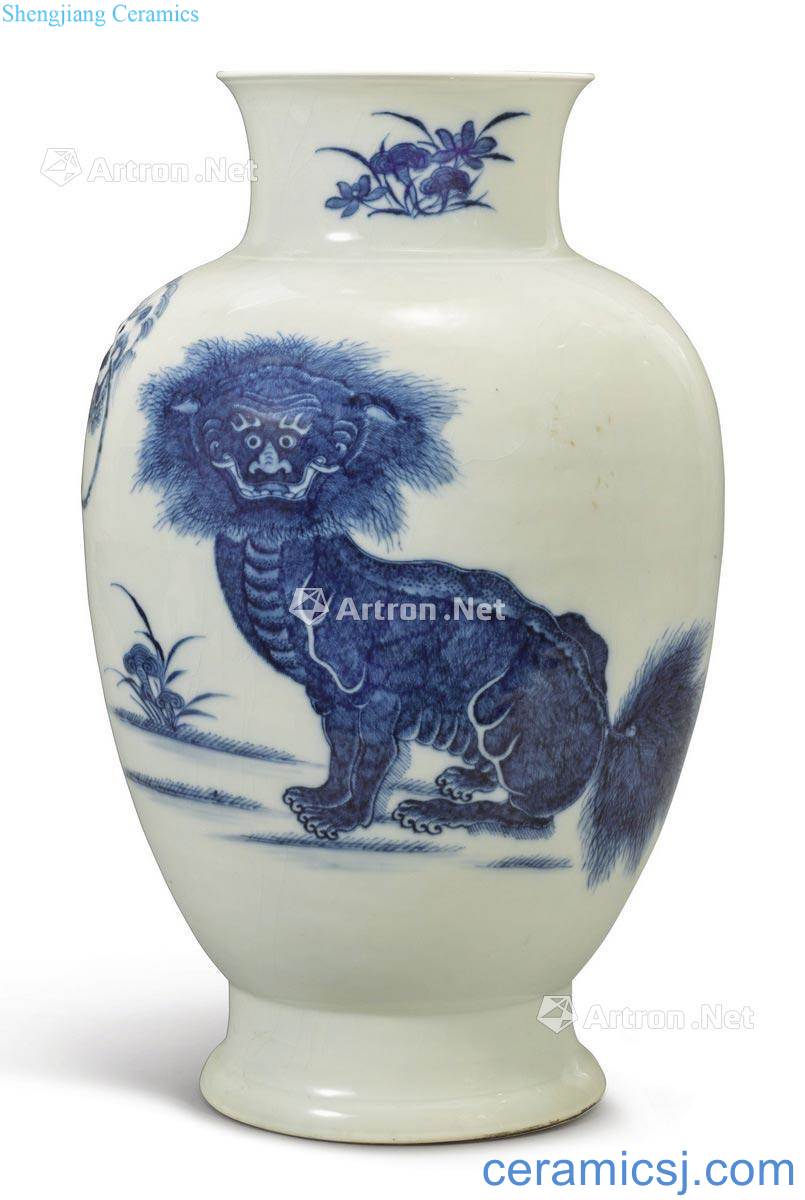 Qing yongzheng Blue and white benevolent figure the first title ring bottle ears
