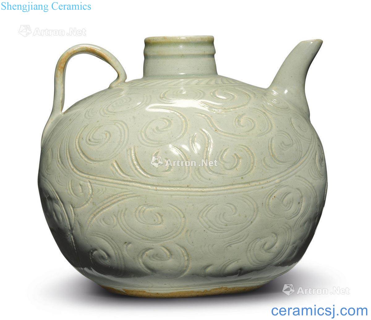 The southern song dynasty Green white glazed carved volume grass grain ewer