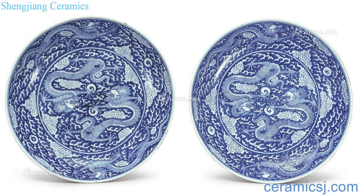 The qing emperor kangxi Blue and white dragon playing pearl grain market A pair of