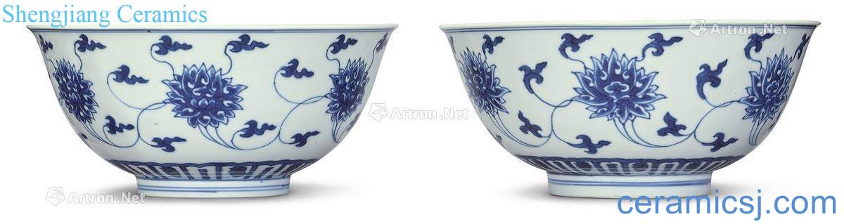 The qing emperor kangxi Blue and white peony lines 盌 pair