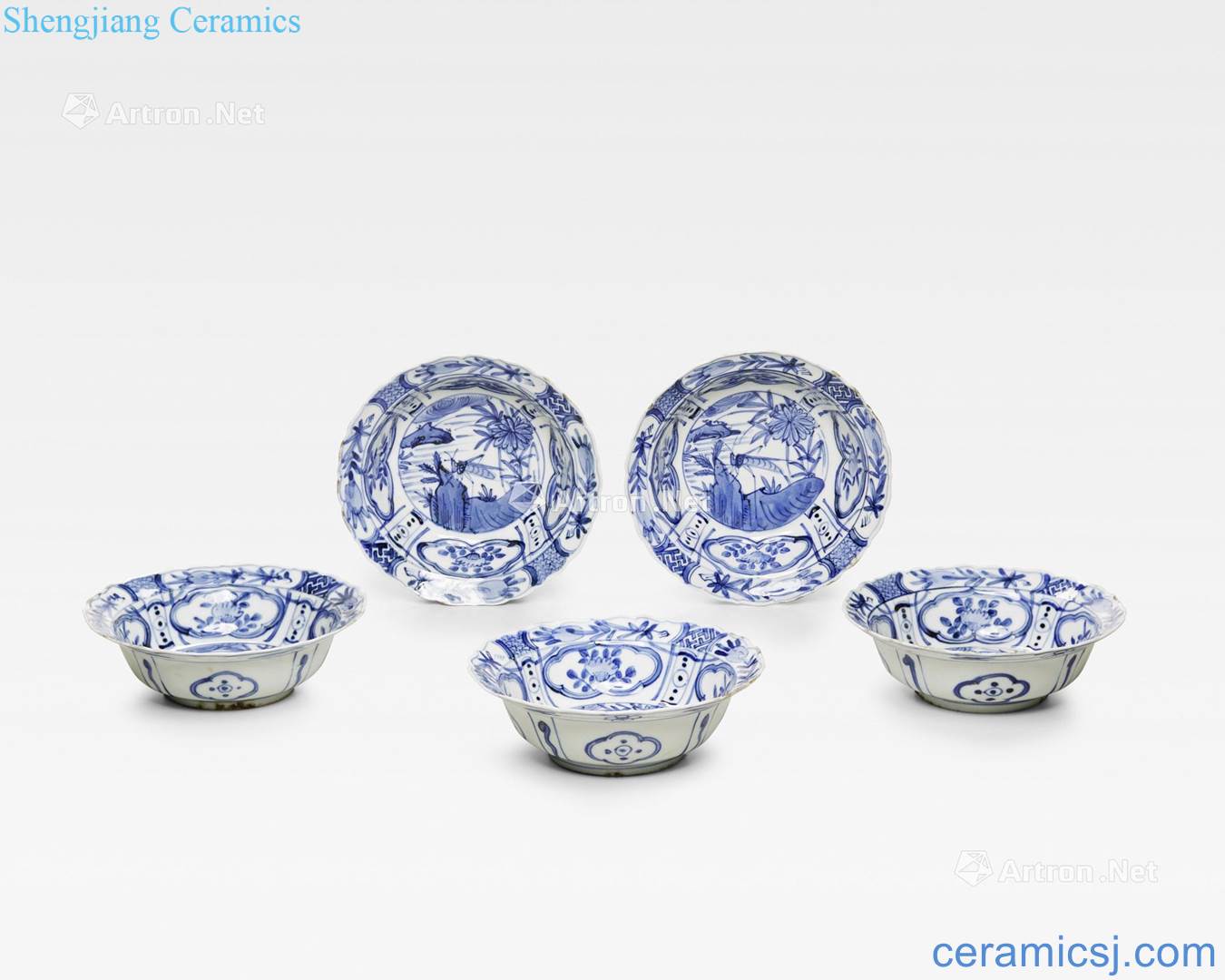 The late Ming dynasty Blue and white flower medallion type guo guo wen ling mouth 盌 (five)