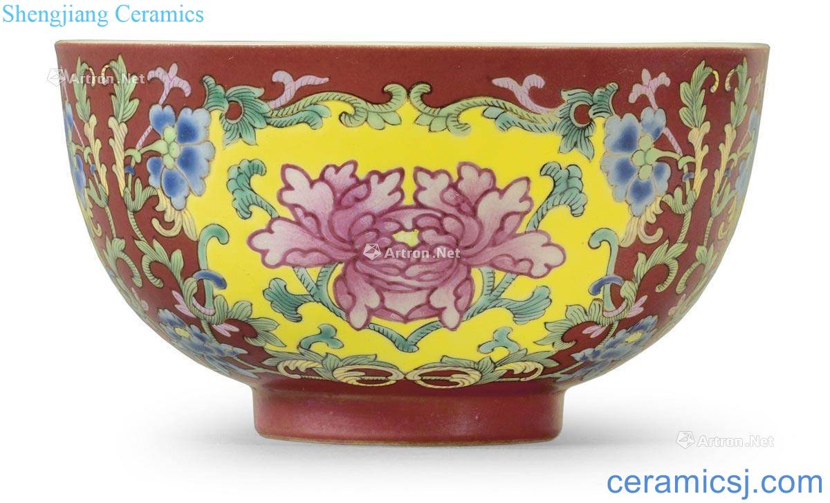 Qing qianlong pastel medallion peony lines 盌 coral red