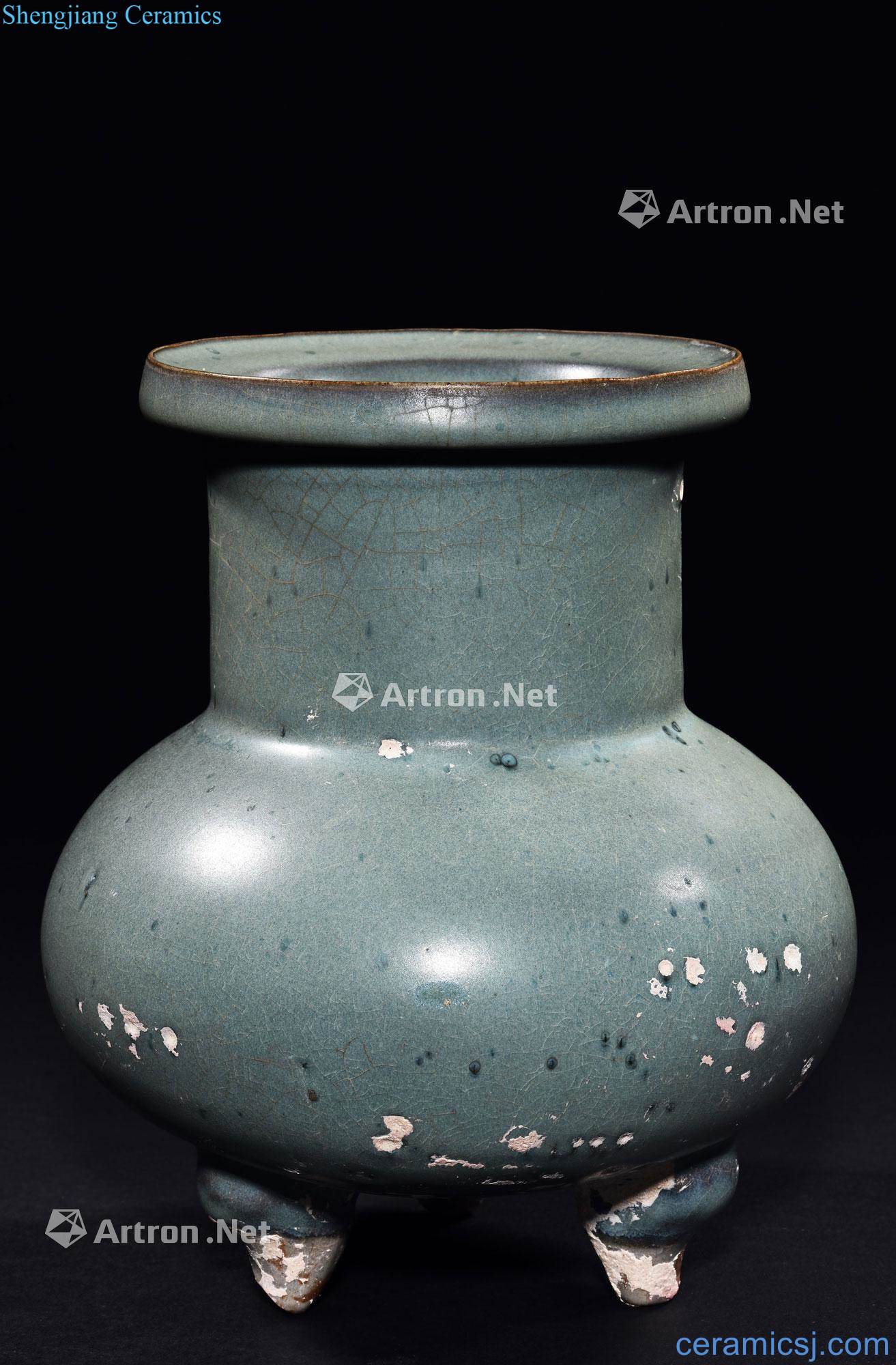 The song dynasty Green glaze three masterpieces full bottles