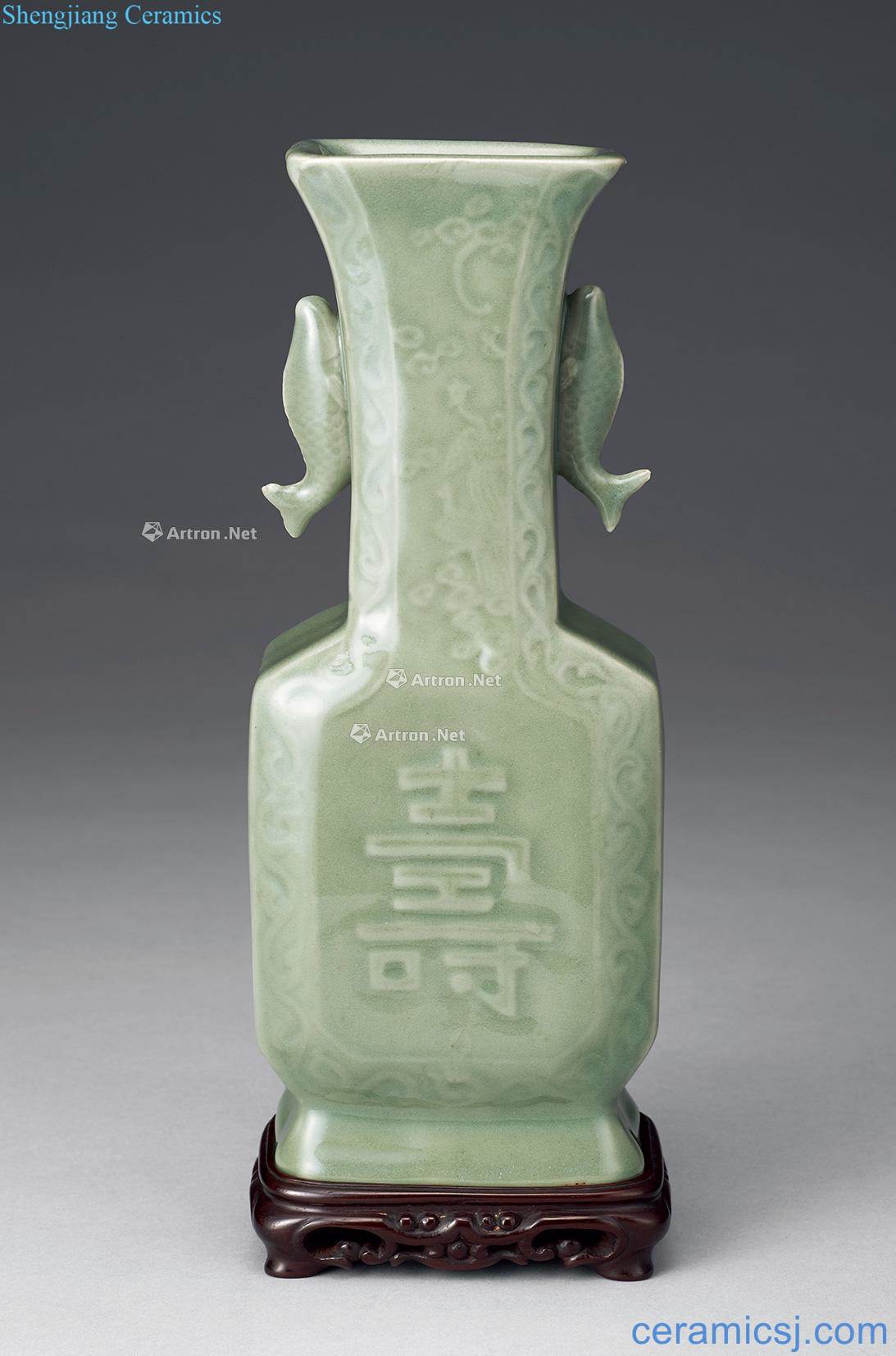 Ming dynasty celadon life of word lines Pisces ear square bottles