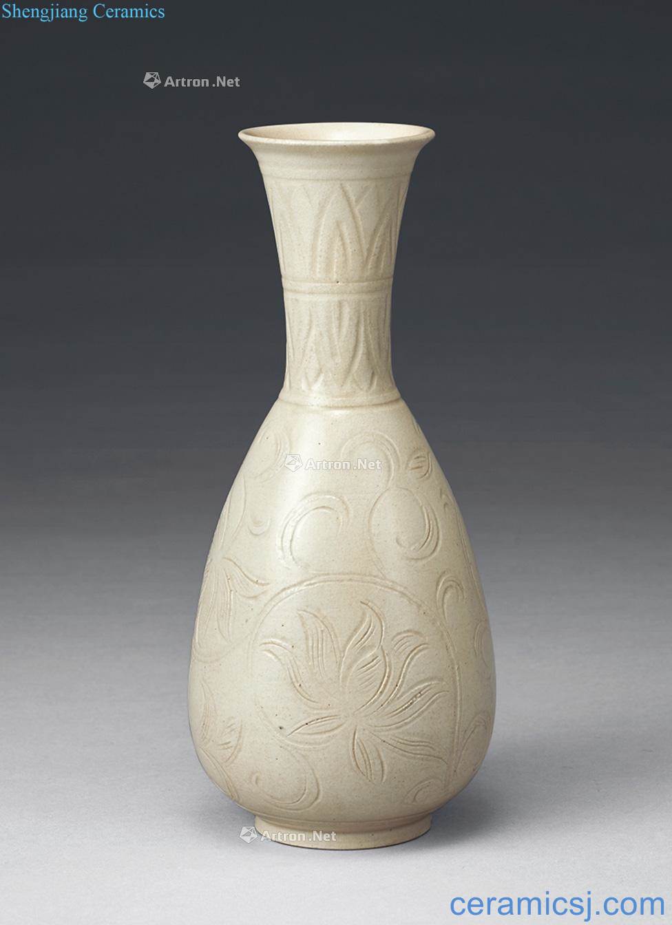 The song kiln carved flower grain bottle