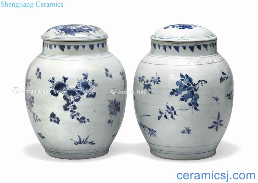 TRANSITIONAL, MID ~ 17 th CENTURY TWO LARGE 'HATCHER CARGO' BLUE AND WHITE OVOID JARS AND COVERS