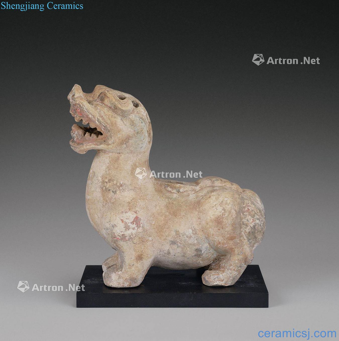 Northern wei dynasty (386-534) painted pottery beast furnishing articles