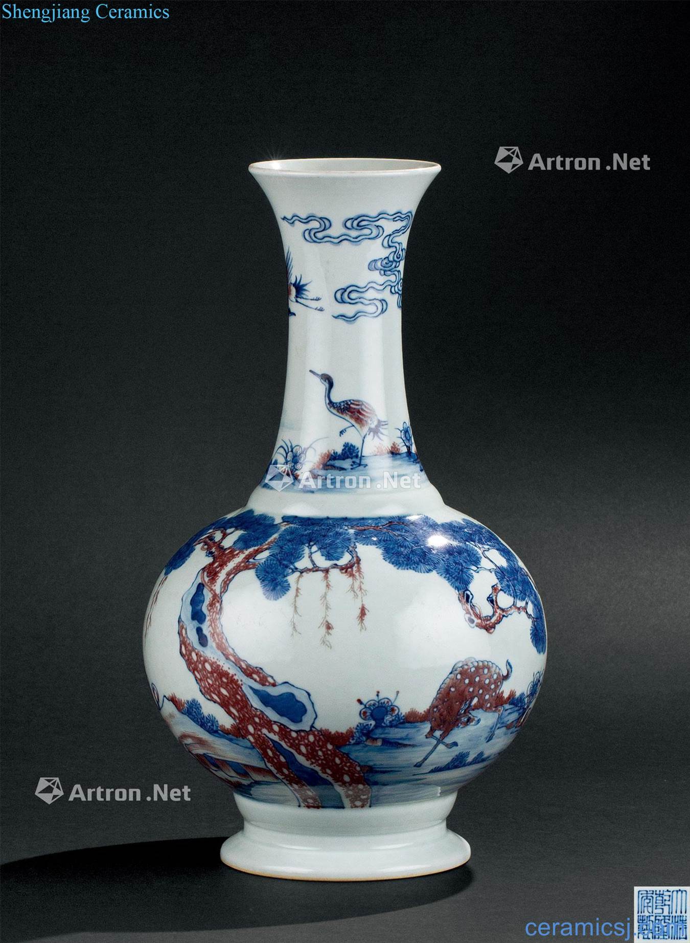 In the qing dynasty (1644-1911) blue and white youligong Korean pine LuHe grain design