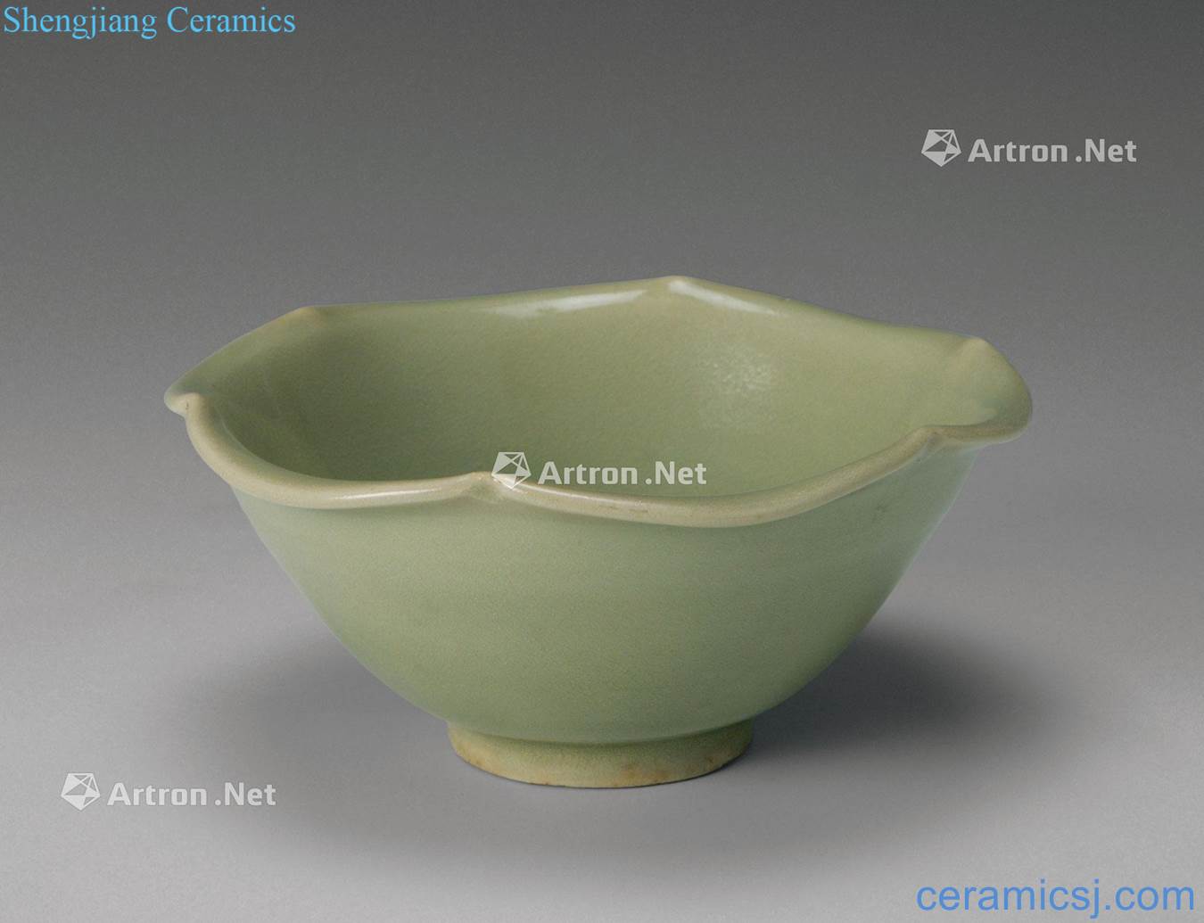 The song dynasty (960-1279), yao state kiln mouth bowl a lotus leaf
