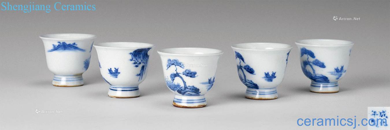 In the qing dynasty (1644-1911) blue and white landscape pattern small cup (five pieces a set)