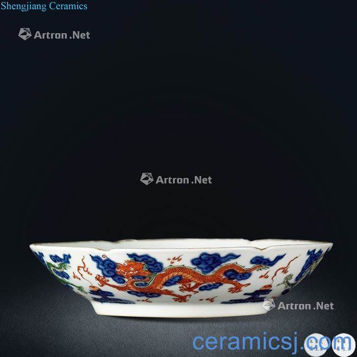 Qing yongzheng Blue and white color YunLongWen plate