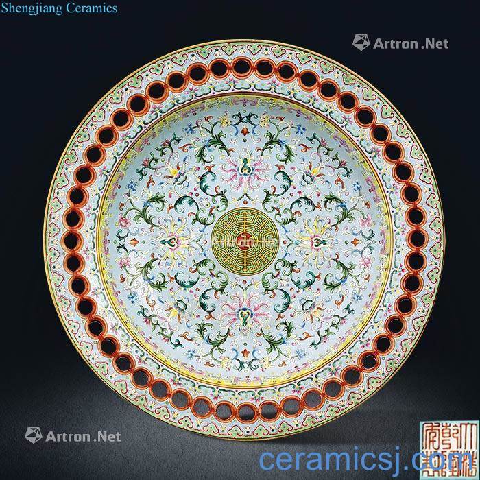 Qing emperor qianlong pastel lotus grain fold along the plate