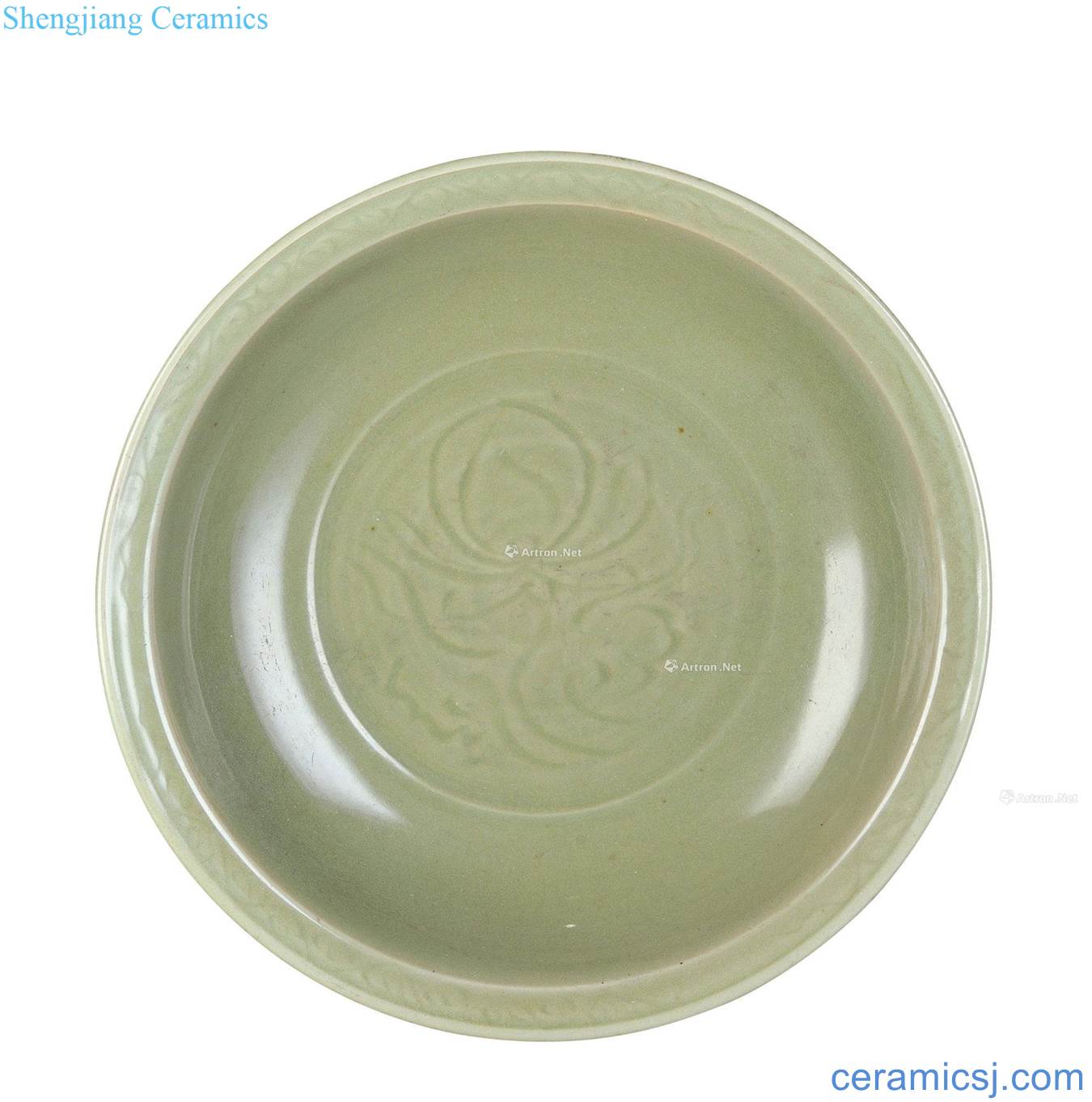 At the end of the yuan Longquan celadon plate