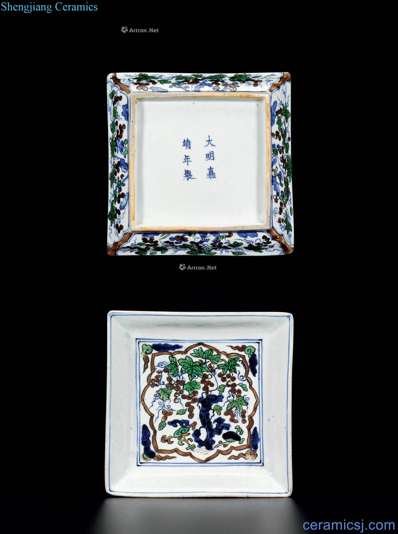 Ming jiajing Blue and white grape grain square plate