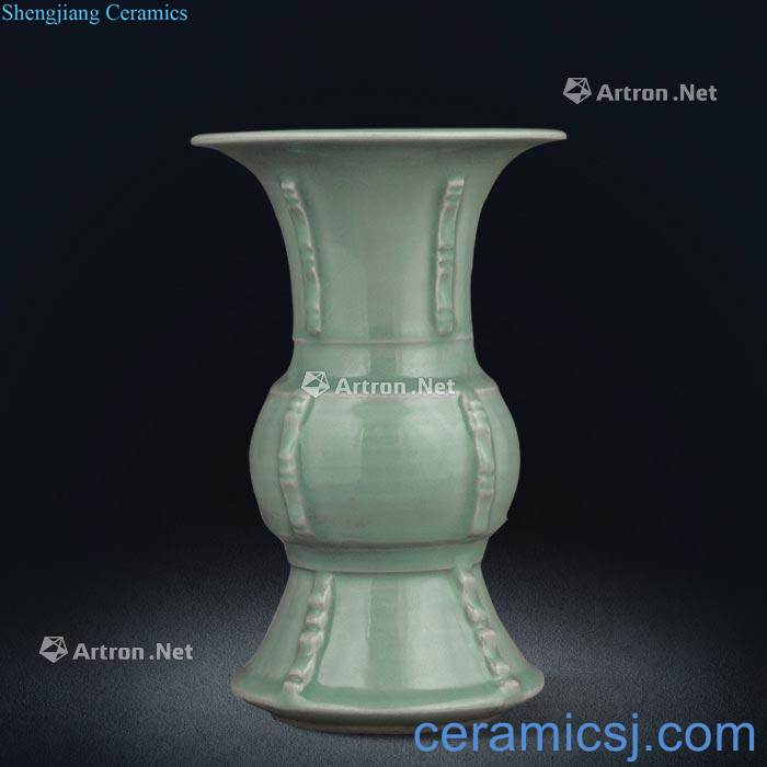 The song dynasty Ji vase with longquan celadon