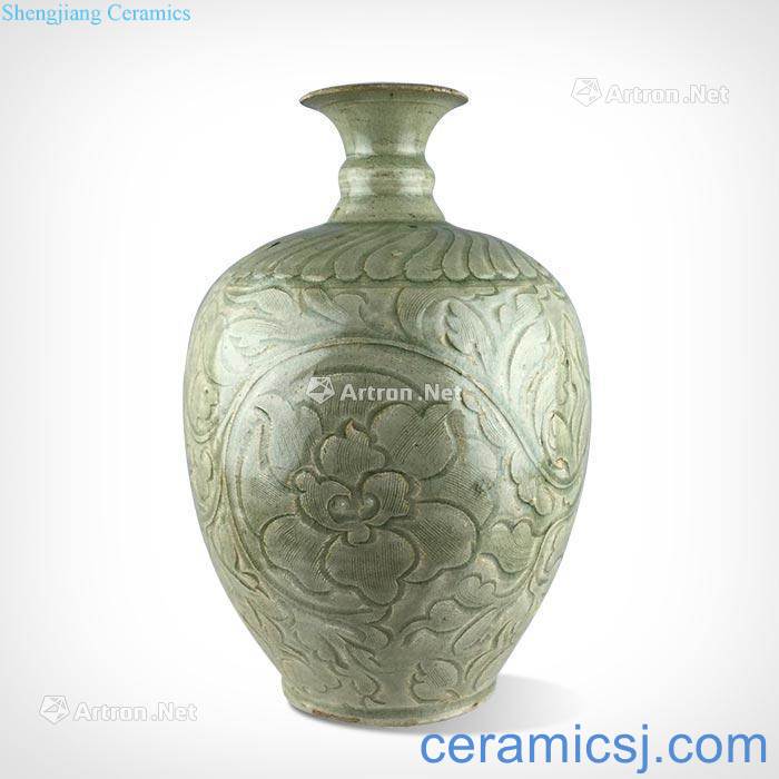 Song yao state kiln carved flower flower grain mei bottle