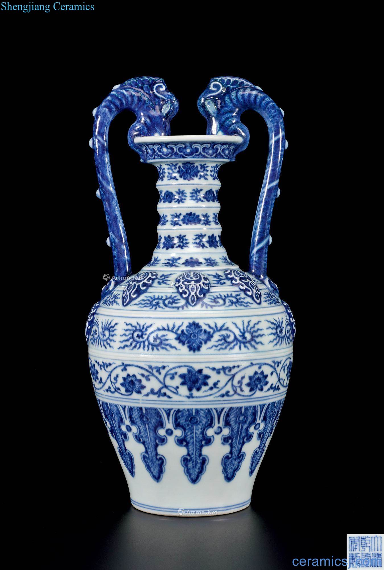 Qing qianlong Blue and white ssangyong bowstring grain bottle
