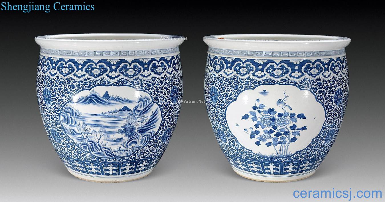 qing Blue and white brocade scenery ruyi cylinder