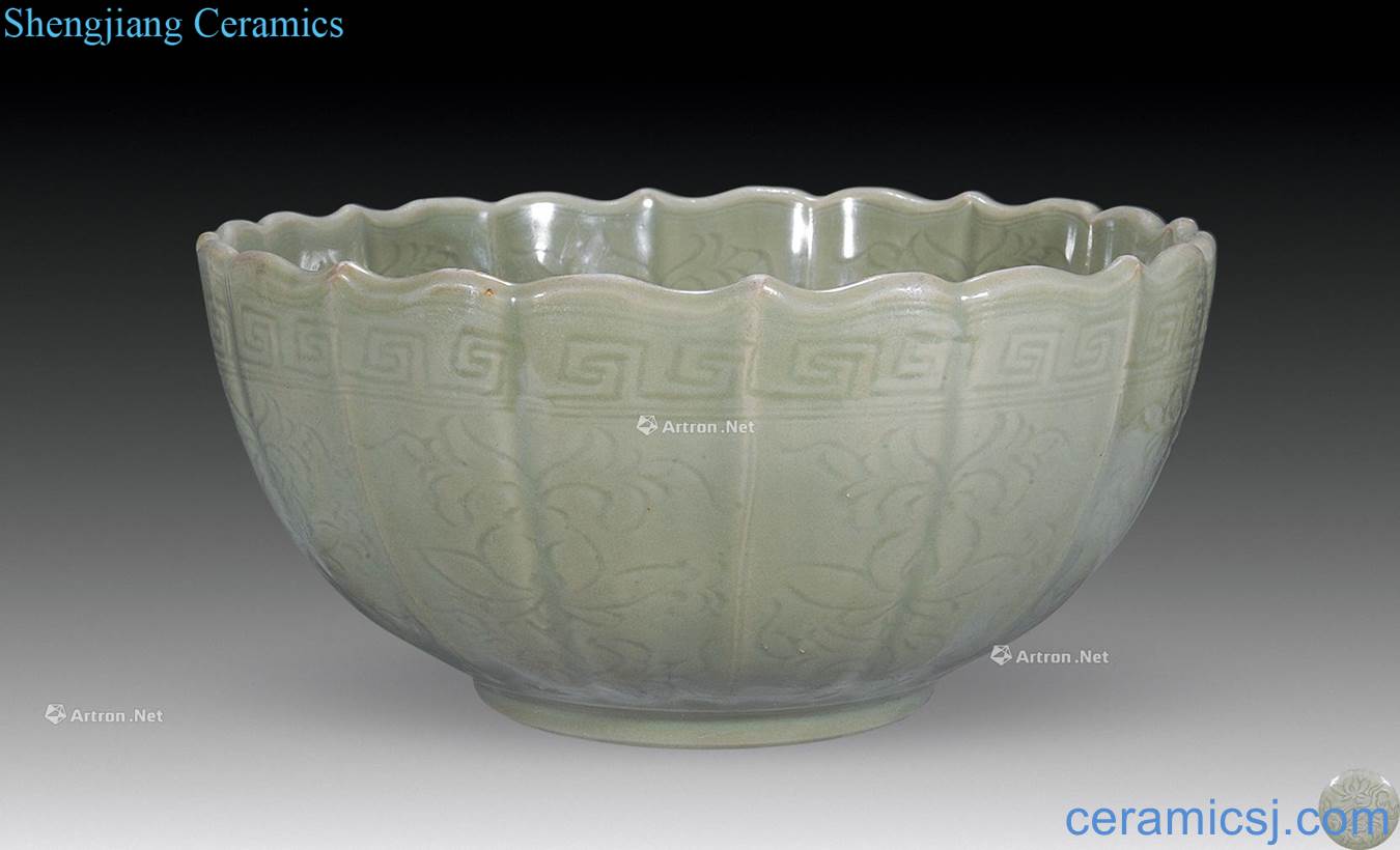 Ming hongwu Longquan lotus lotus-shaped bowl