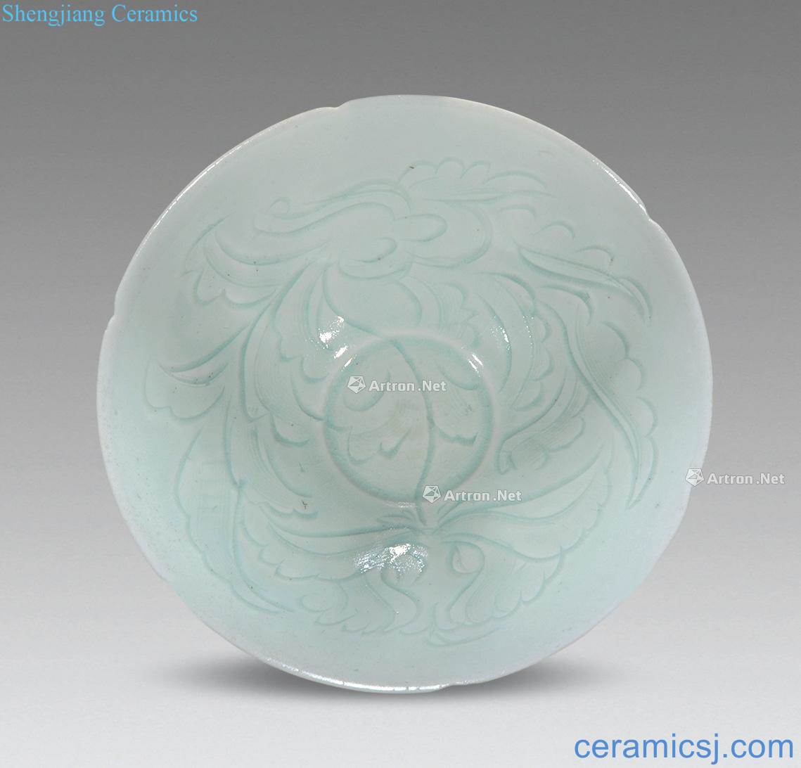 Northern song dynasty green hand-cut peony bowl